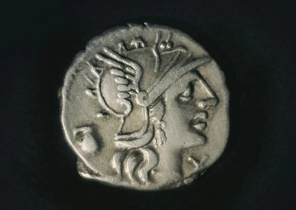 Silver Denarius with depiction of Rome deified with