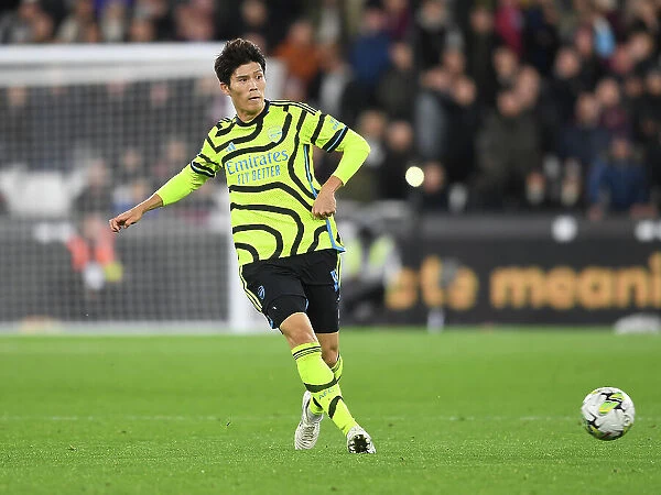 Tomiyasu in Action: Arsenal's Defender Shines in Carabao Cup Clash against West Ham, 2023-24