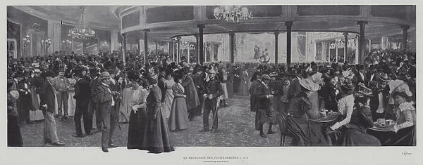 The Folies Bergere, Paris, at 11. 17 (b  /  w photo)
