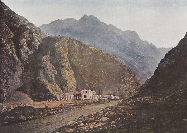 Kaichaour, Station De La Route Militaire (colour photo)