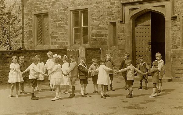 Clifford School, Psalter Lane, Sheffield, May Day, 1922