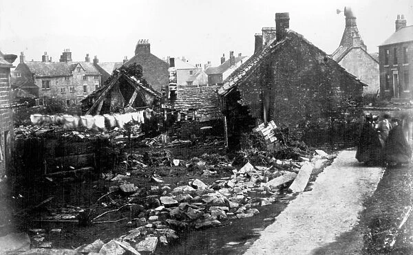 Sheffield Flood, Ruins at Owlerton Green  /  Bradfield Road, Owlerton Hall, off Bradfield Road, in background, , 1864
