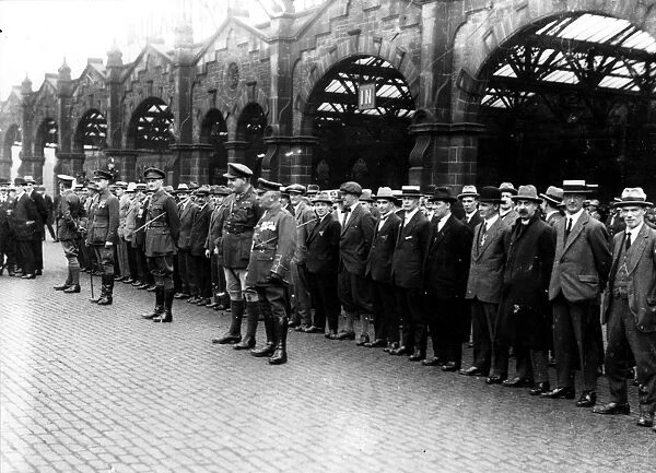 Veteran members of Sheffield City Battalion at Midland Station, 1923