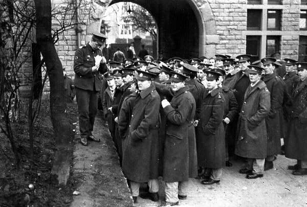 Waiting for passes, 3rd Northern General Base Hospital, Broomhall, World War I