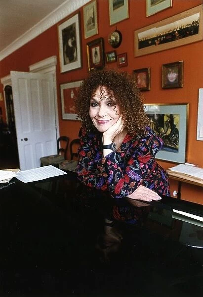 Cleo Laine singer in her home who was invited to sing with Frank Sinatra at the Royal