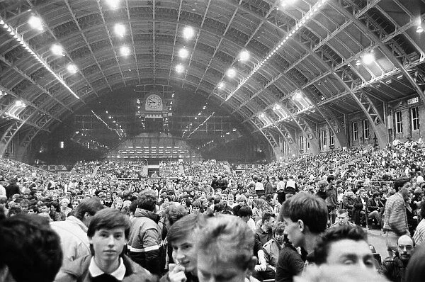 Crowd scenes at Concert, Manchester GMex Centre, England, 10th January 1987