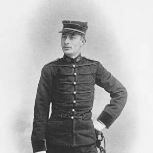 Ernest Duchesne as a Second class Major of Medicine in the Second Regiment de Hussards of Senlis, 1897 (b / w photo)