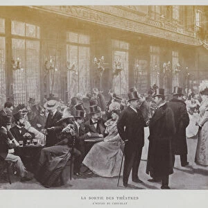 Theatregoers outside the Taverne Pousset in Paris after a performance (b / w photo)