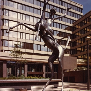 Horse and Rider sculpture by David Wynne, Fountain Precinct, Barkers Pool