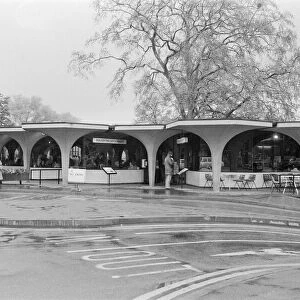 The Serpentine Restaurant in Hyde Park. 1977 The restaurant was designed by Patrick